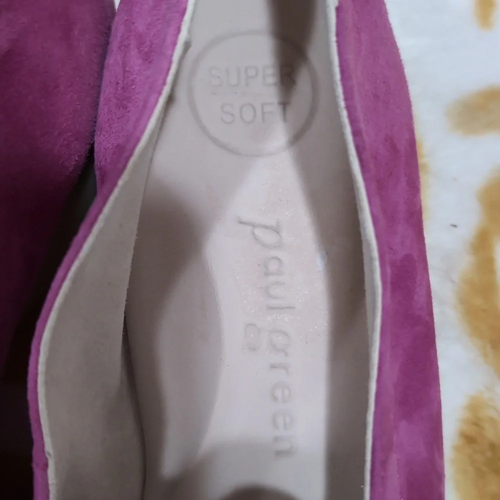 Paul Green Pink Loafers with Soft Suede and Rounded Toe - Picture 3 of 3
